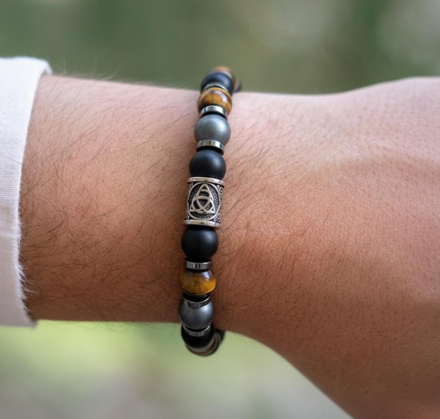 Men’s Tiger Eye, Black Onyx & Hematite Stretch Beaded Bracelet – Celtic Trinity Knot
